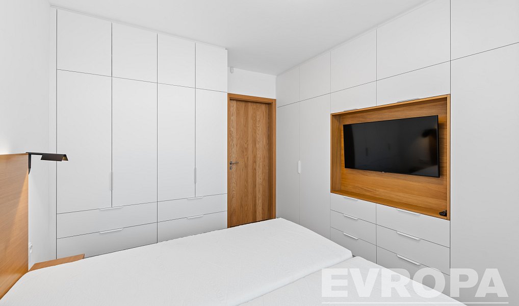Pronájem bytu 4+kk 113 m², Praha – náhled fotky 5