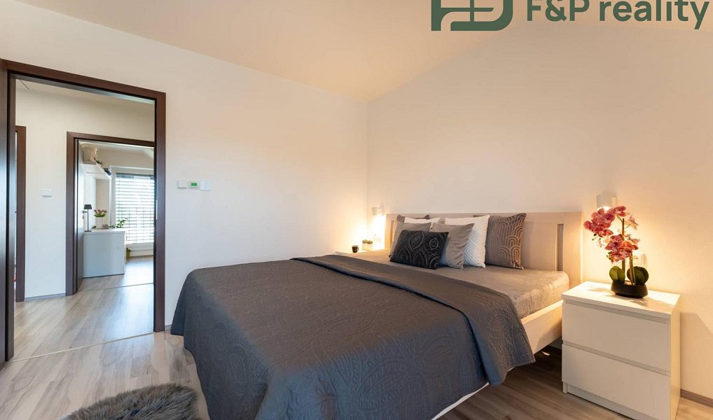 Prodej domu 97 m² s pozemkem 300 m², Miskovice – náhled fotky 9
