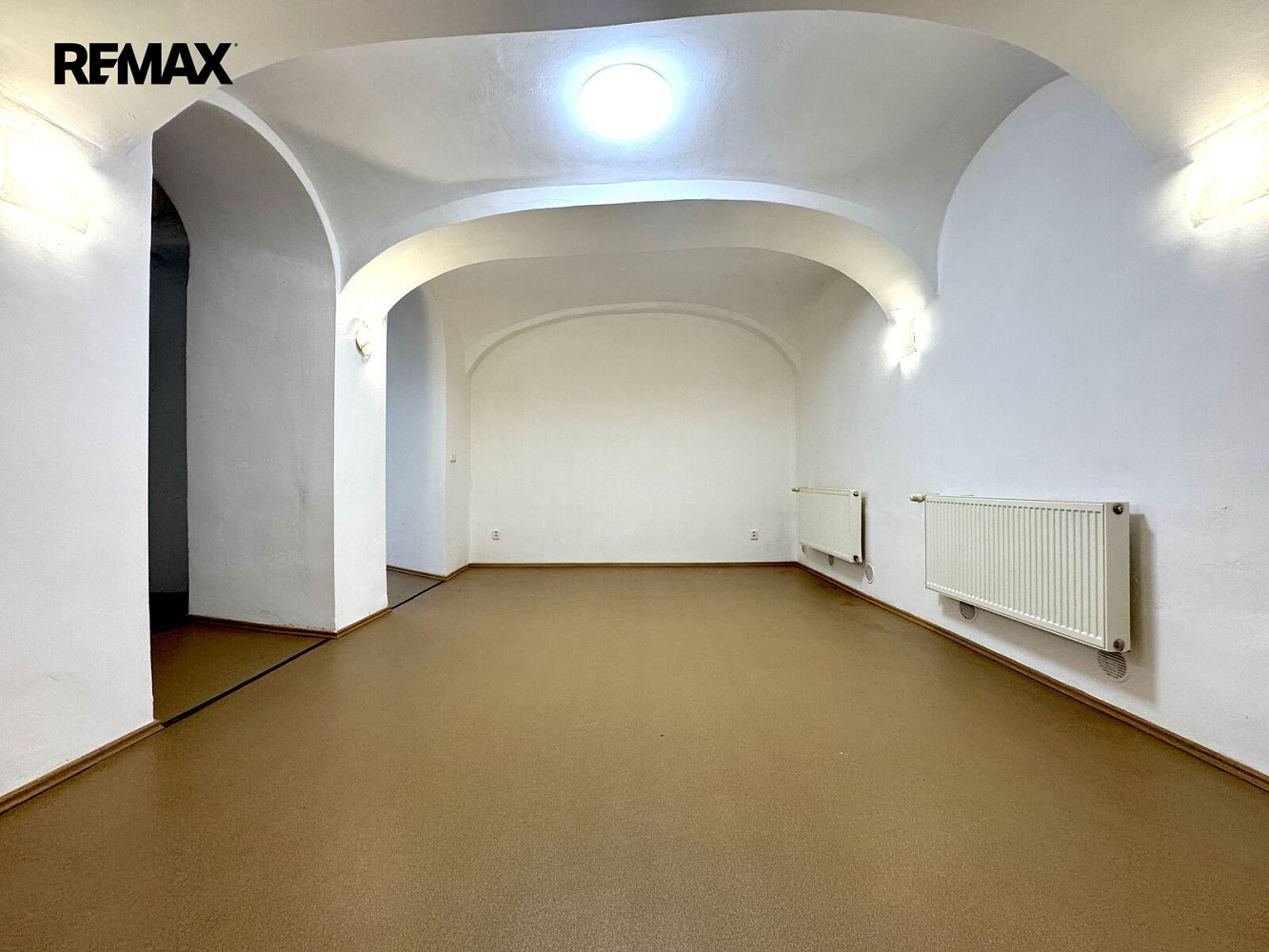 Pronájem obchodních prostor 99 m² – fotografie 5