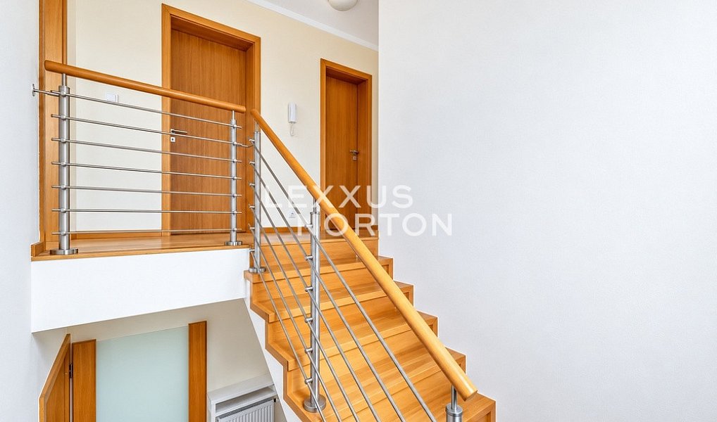 Pronájem domu 163 m² s pozemkem 600 m², Roztoky – náhled fotky 8