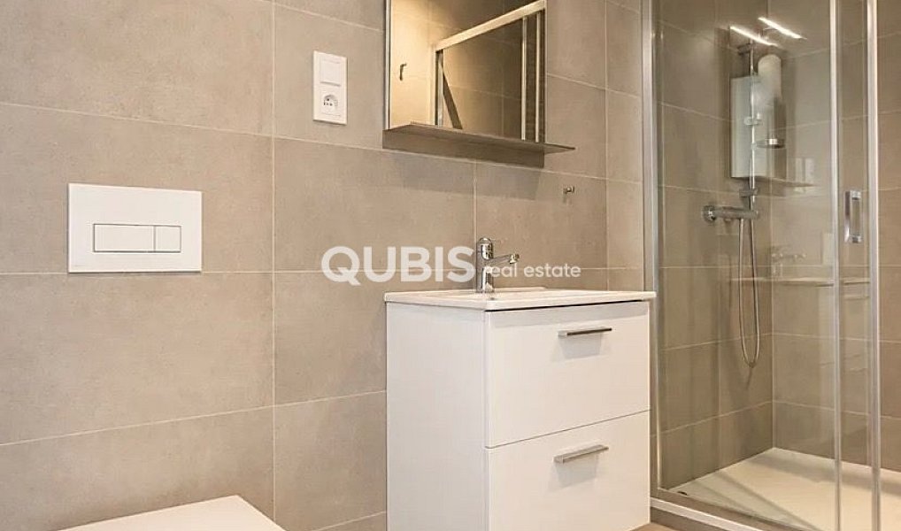 Pronájem bytu 4+kk 158 m², Praha – náhled fotky 9