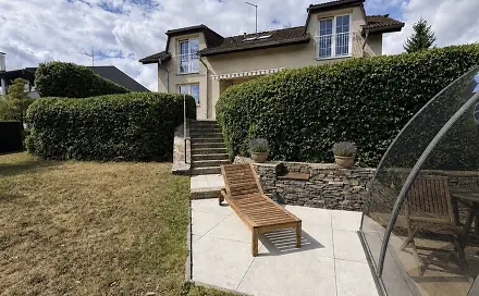 Pronájem domu 243 m² s pozemkem 1 054 m², Čtyřkoly, okres Benešov