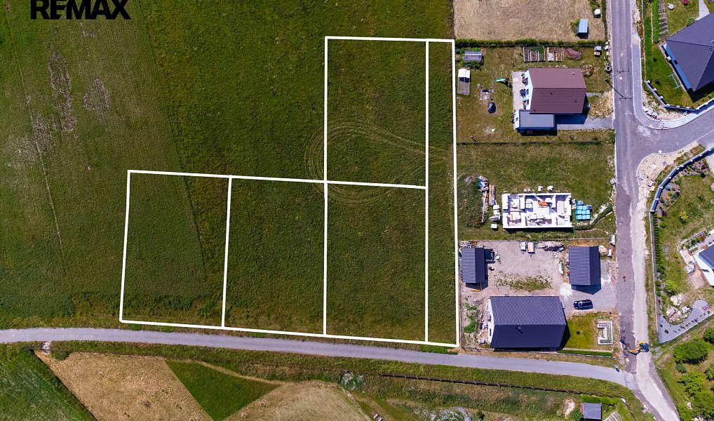 Prodej stavebního pozemku 4 264 m², Uhersko – náhled fotky 5