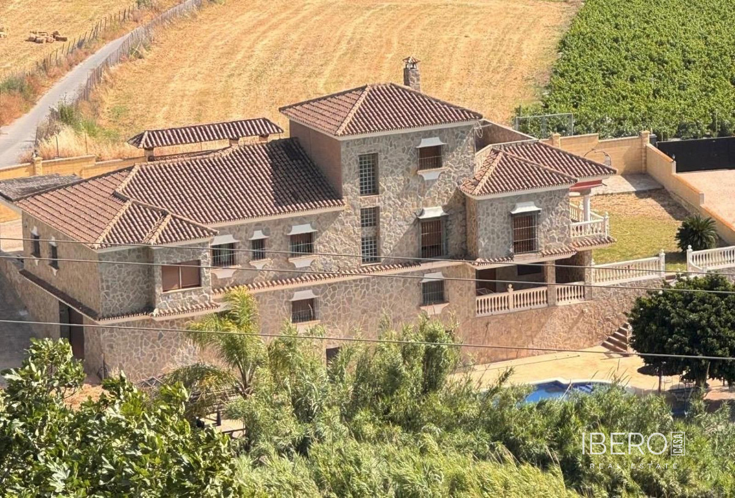 Prodej domu 502 m² s pozemkem 1 345 m²
