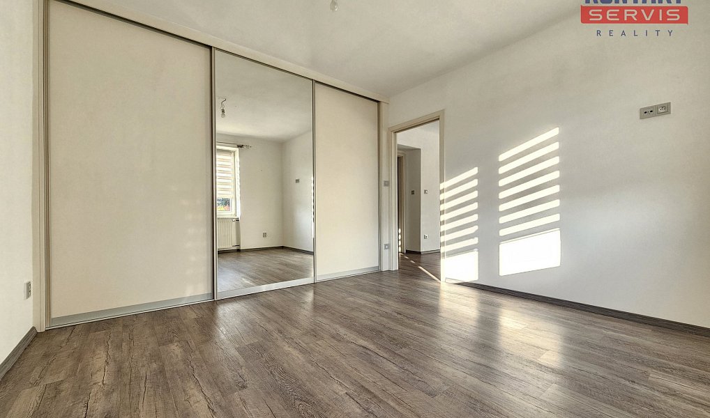 Prodej bytu 2+1 57 m², Jindřichův Hradec – náhled fotky 3