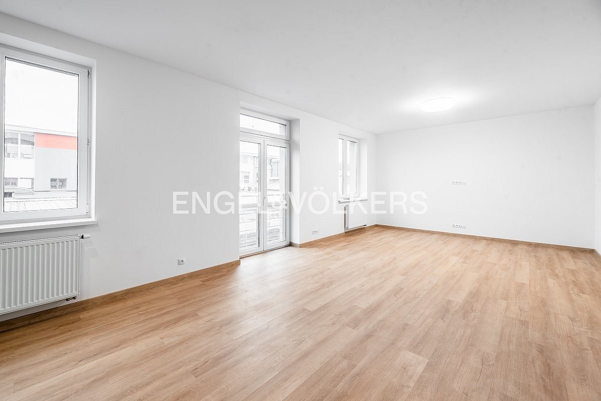 Pronájem bytu 3+kk 98 m² — photo 3