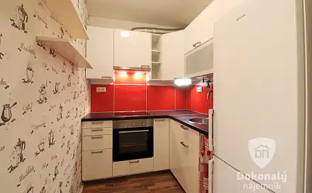 Pronájem bytu 1+1 36 m², Fikerova, Praha 4 - Modřany