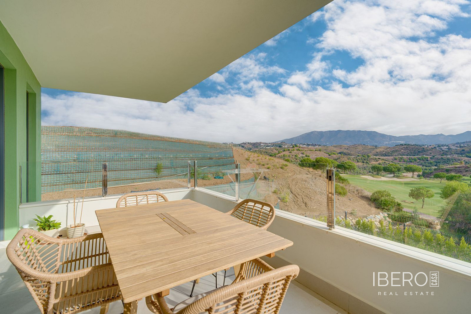 Piso 3+kk – Calanova Golf - Vista 2