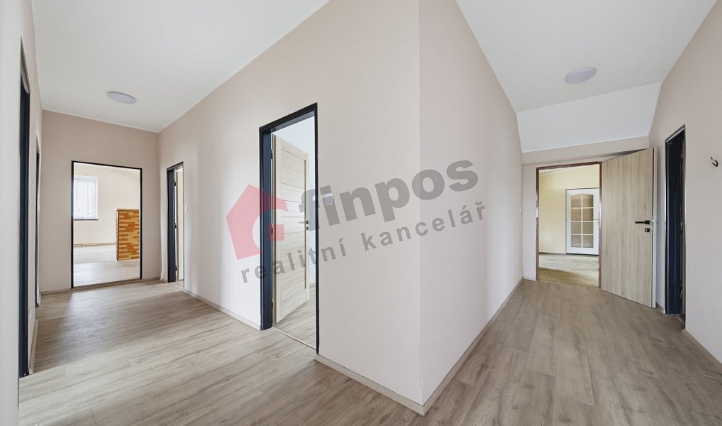 Pronájem bytu 6+kk 180 m², Divišov – náhled fotky 20