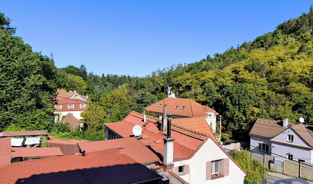 Prodej domu 232 m² s pozemkem 2 005 m², Všenory – náhled fotky 7