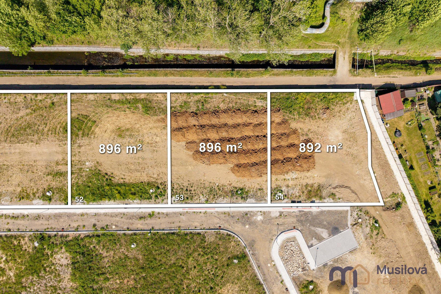 Prodej stavebního pozemku 896 m² – další