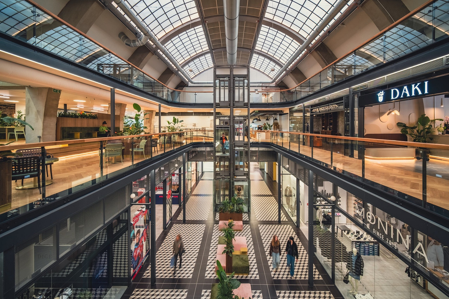 Pronájem obchodních prostor 15 m² – pohled 4