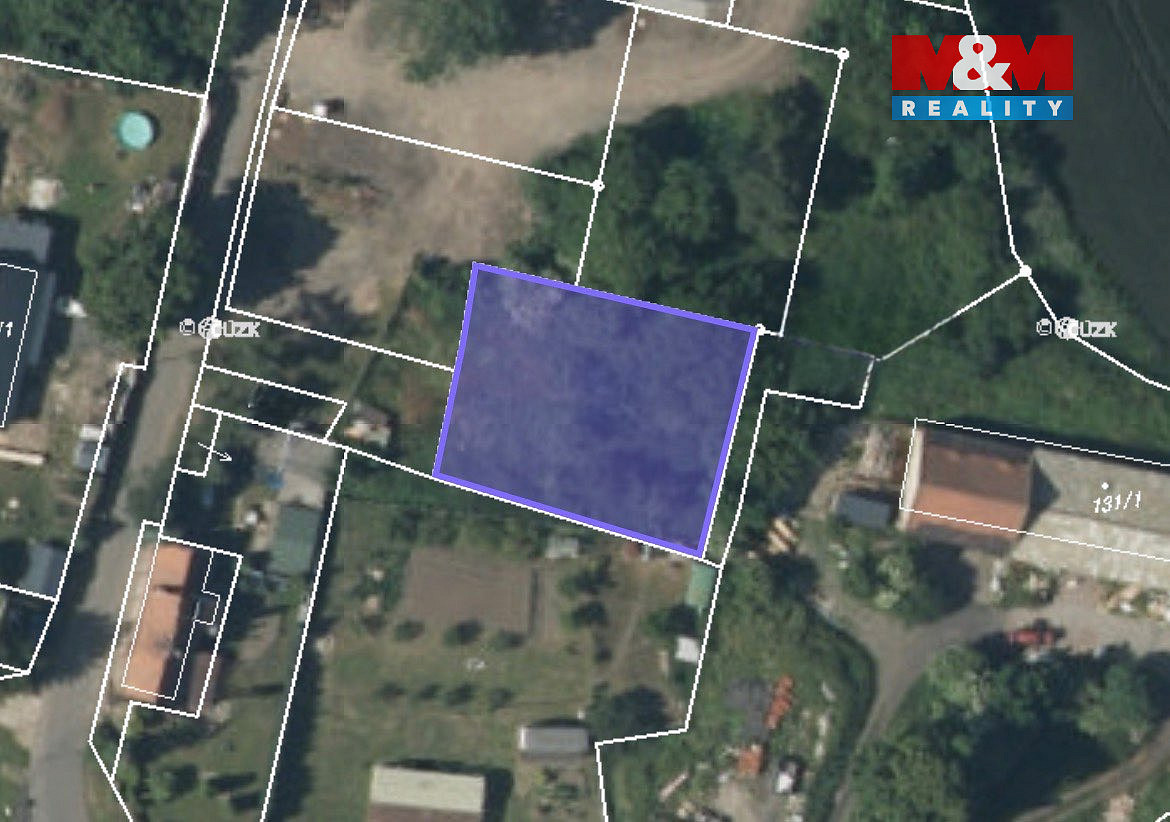 Prodej stavebního pozemku 839 m² — photo 2