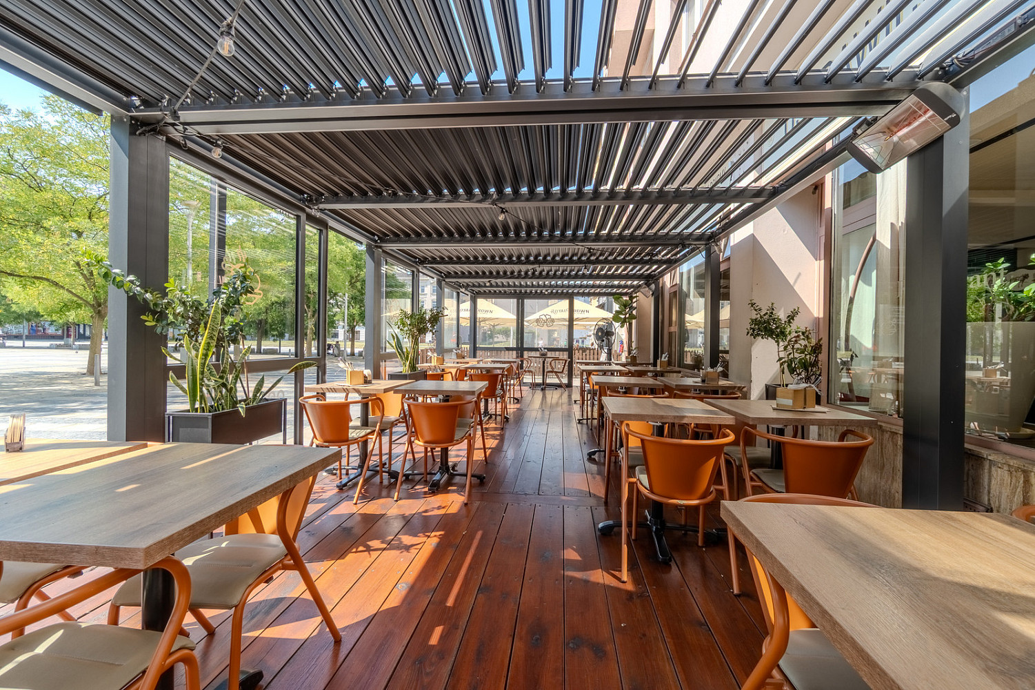 Prodej restaurace 180 m² – fotografie 3