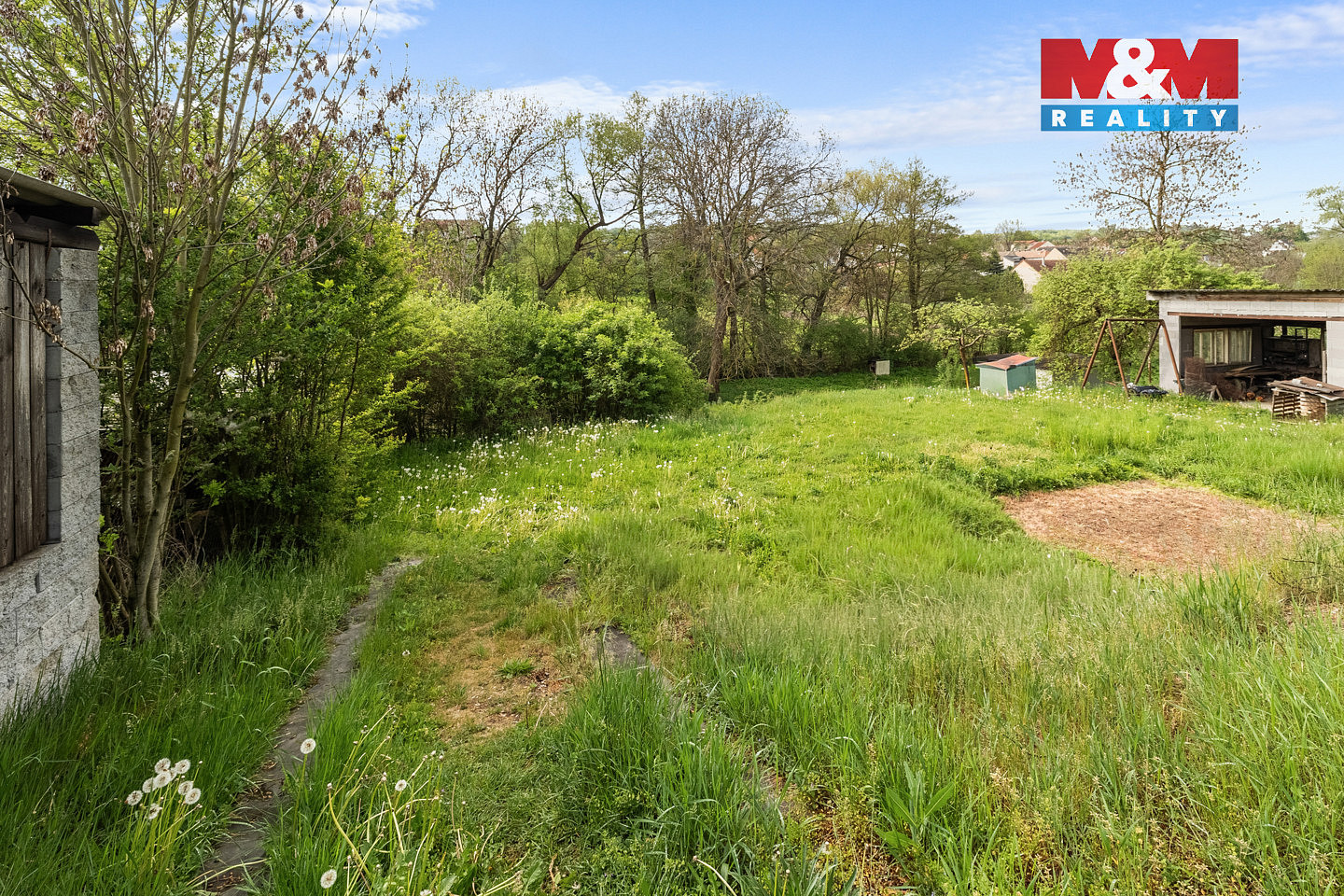Prodej stavebního pozemku 733 m² – fotografie 4
