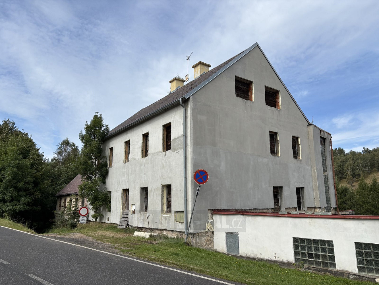 Prodej domu 431 m² s pozemkem 242 m²