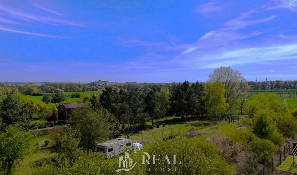 Prodej zahrady 976 m², Louny – náhled fotky 7