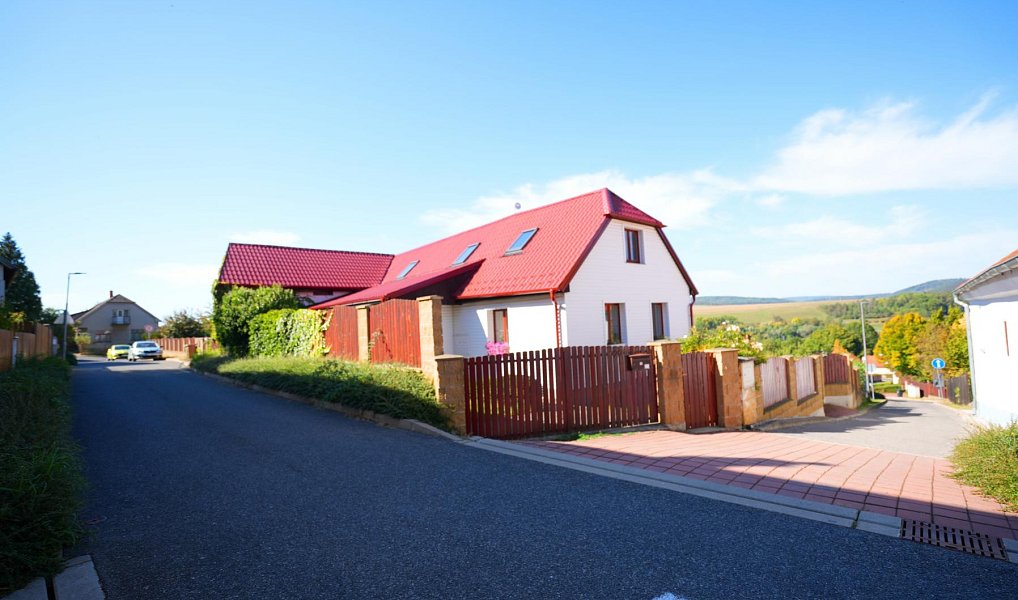 Pronájem domu 160 m² s pozemkem 1 135 m², Stašov – náhled fotky 40