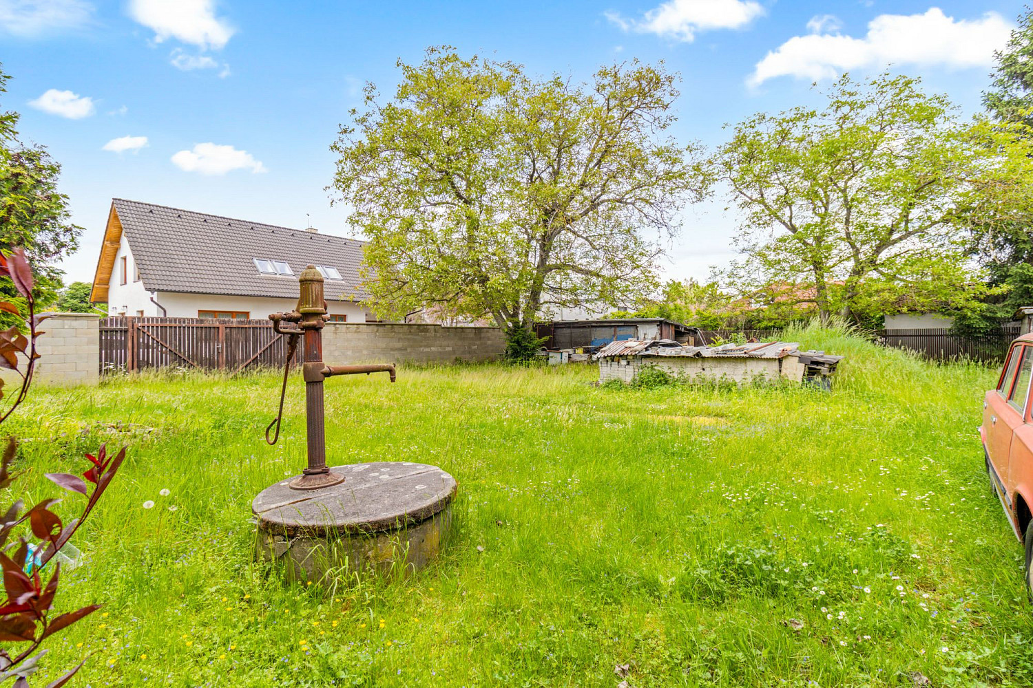 Prodej stavebního pozemku 450 m²