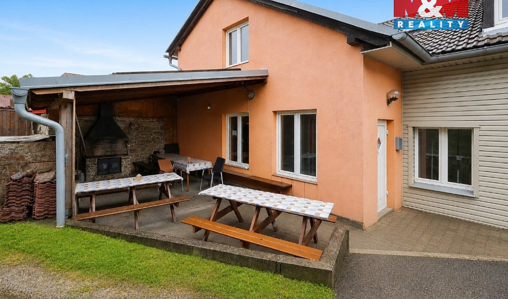Prodej ubytovacího objektu 198 m², Větrný Jeníkov – náhled fotky 6