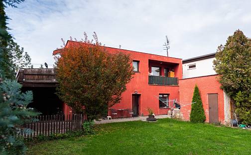 Prodej domu 200 m² s pozemkem 515 m², Nová Ves, okres Praha-východ