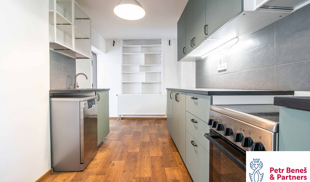Prodej domu 189 m² s pozemkem 450 m², Rakovník – náhled fotky 7