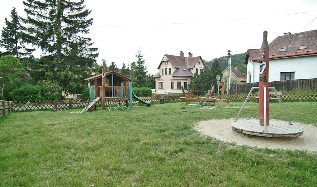 Prodej domu 418 m² s pozemkem 1 134 m², Tanvald – náhled fotky 34