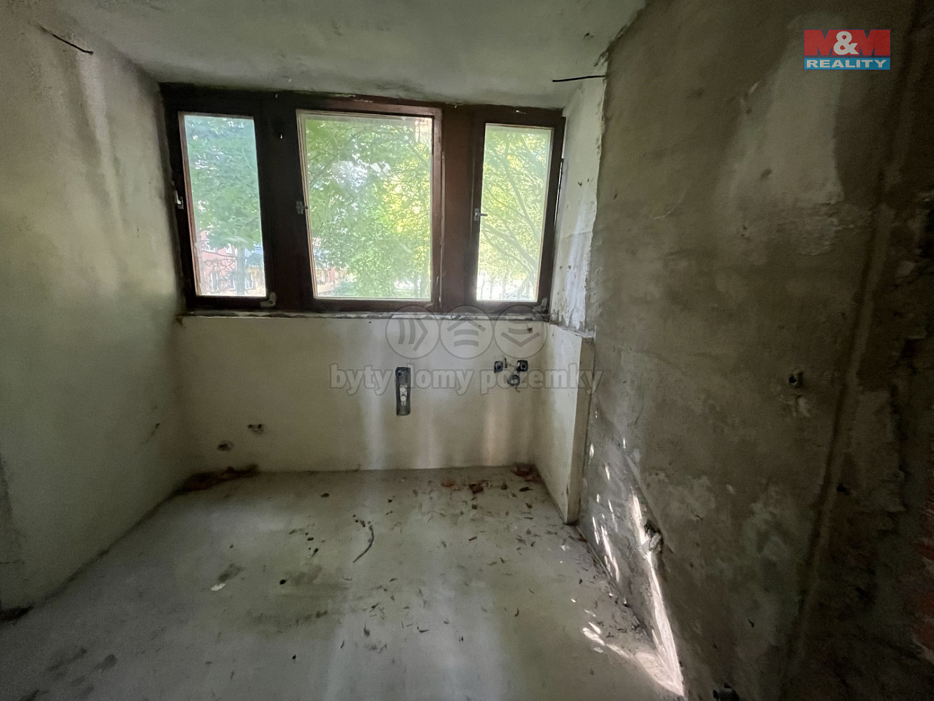 Prodej obchodních prostor 154 m² — photo 3