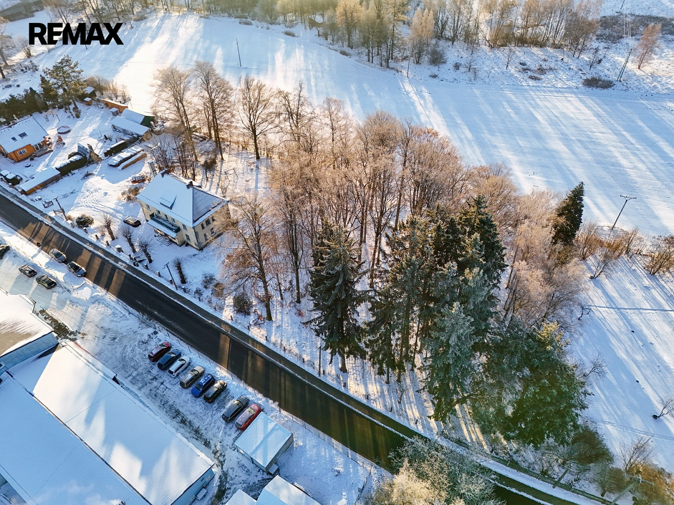 Prodej stavebního pozemku 2 490 m² – fotografie 4