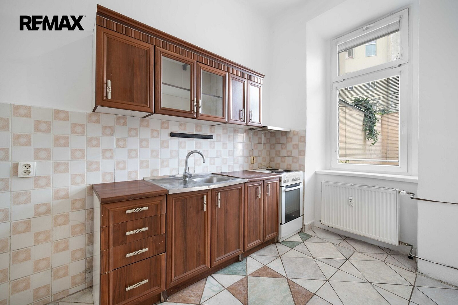 Prodej bytu 2+1 76 m² – fotografie 2