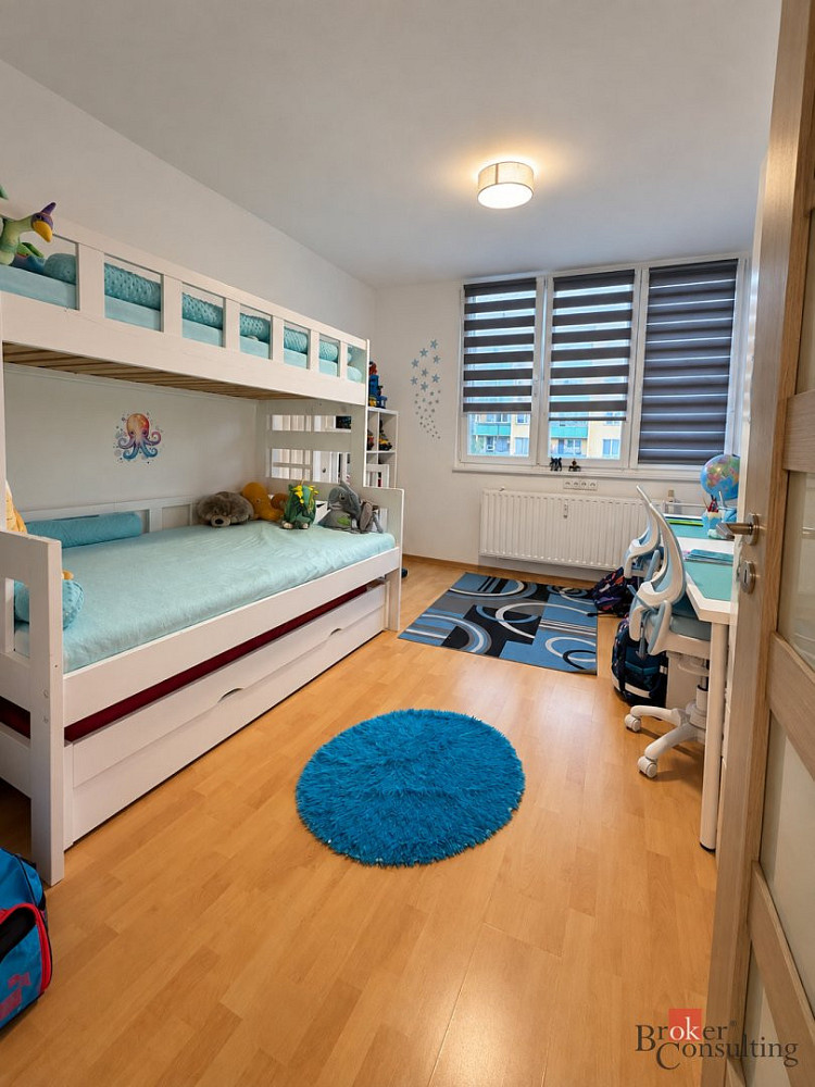 Pronájem bytu 3+1 77 m² – fotografie 5