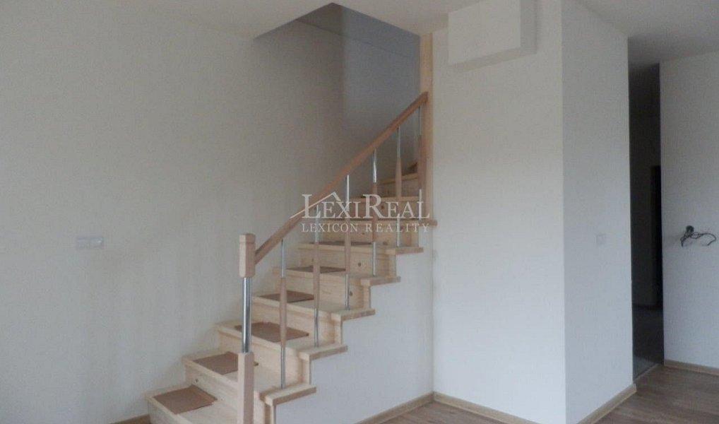 Prodej domu 103 m² s pozemkem 130 m², Stehelčeves – náhled fotky 9