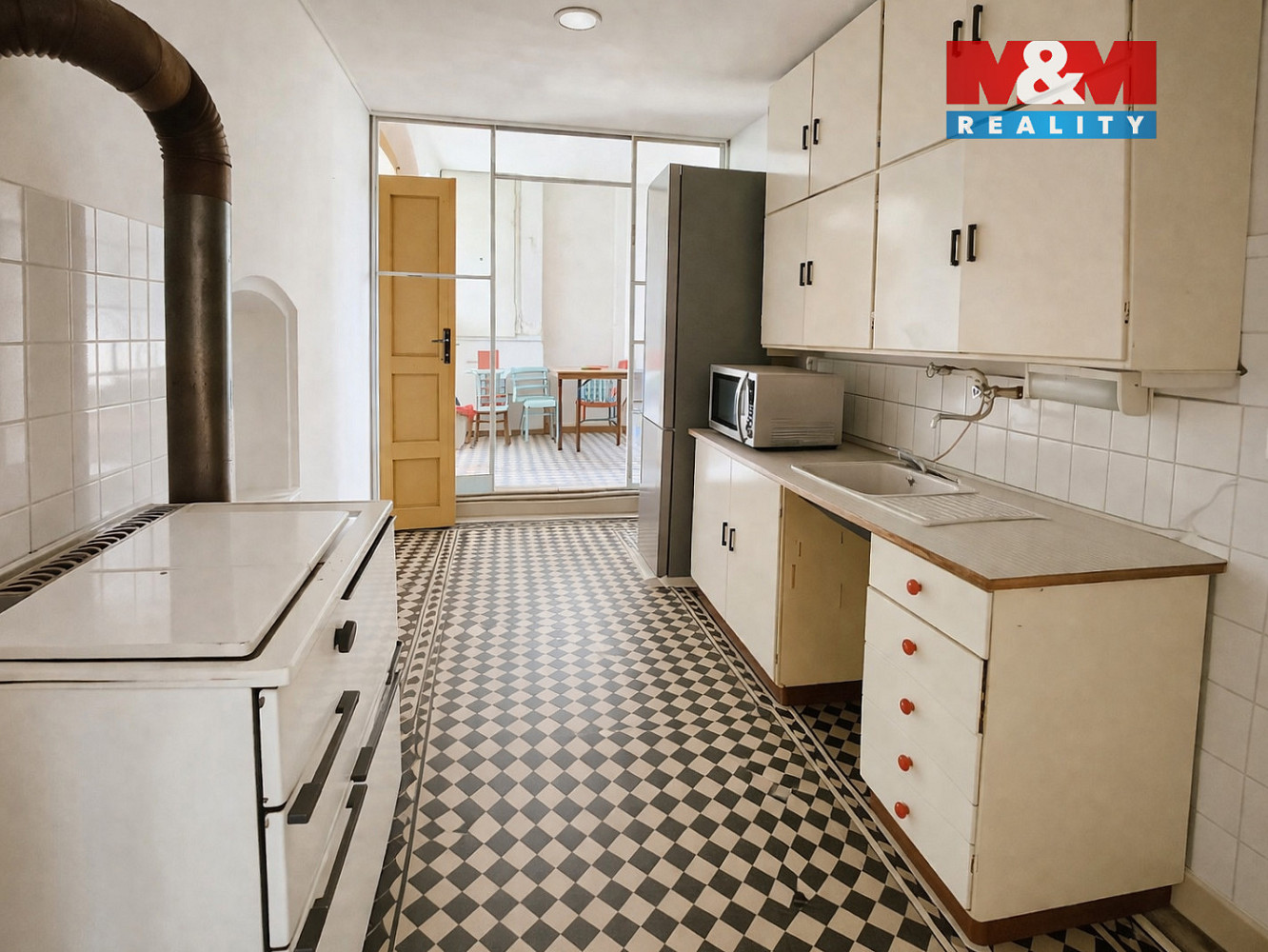 Prodej domu 209 m² s pozemkem 1 229 m² — photo 2