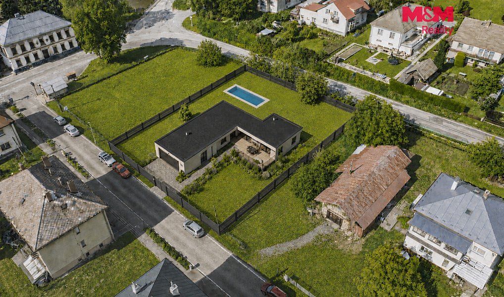 Prodej stavebního pozemku 1 471 m², Bačetín – náhled fotky 3