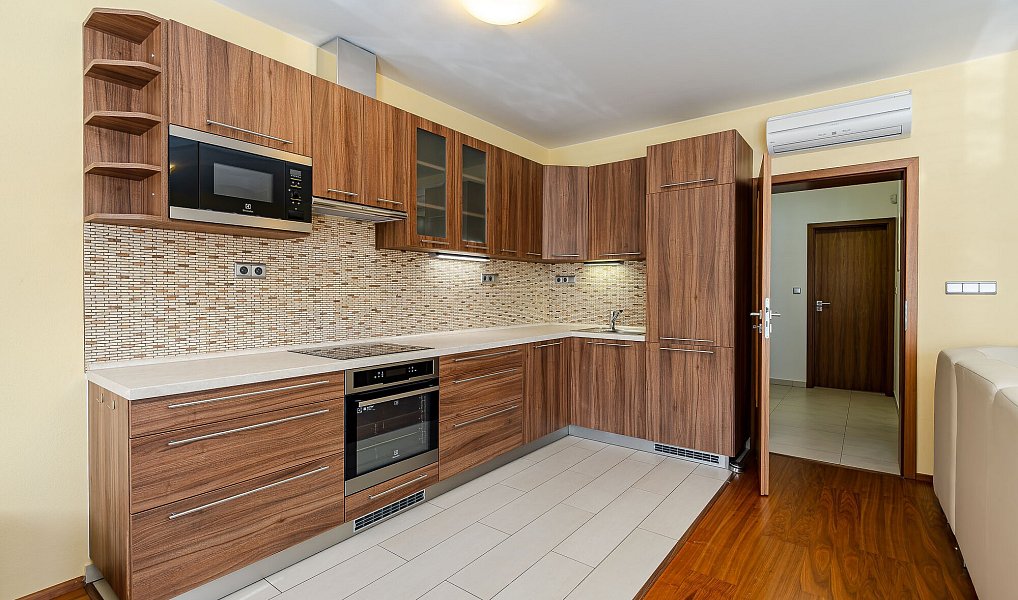 Pronájem bytu 2+kk 56 m², Luhačovice – náhled fotky 4