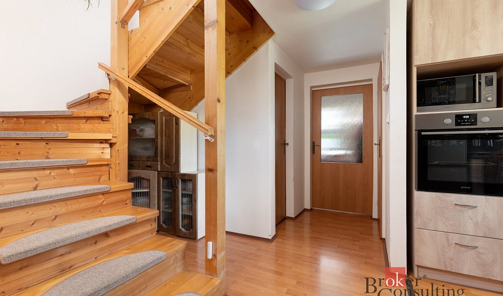 Prodej domu 118 m² s pozemkem 1 221 m², Orlová – náhled fotky 12