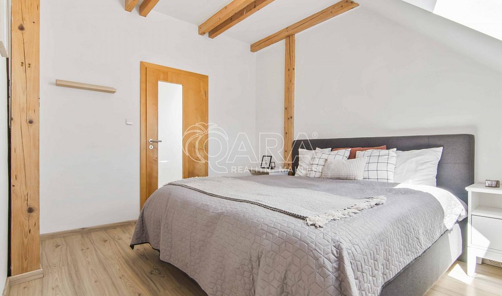 Prodej domu 280 m² s pozemkem 577 m², Kosova Hora – náhled fotky 9