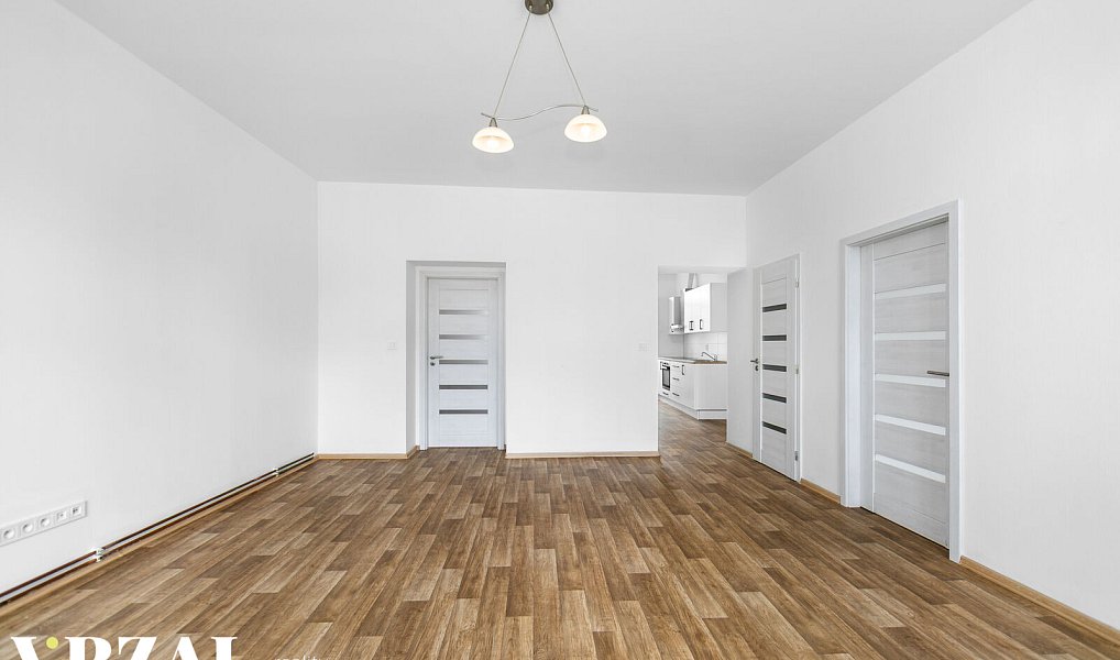 Prodej bytu 3+1 76 m², Přeštice – náhled fotky 3