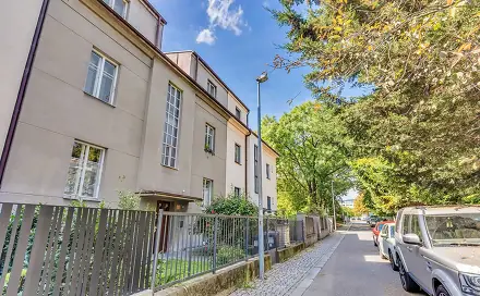 Prodej nájemního domu, činžáku 388 m², U třetí baterie, Praha 6 - Břevnov