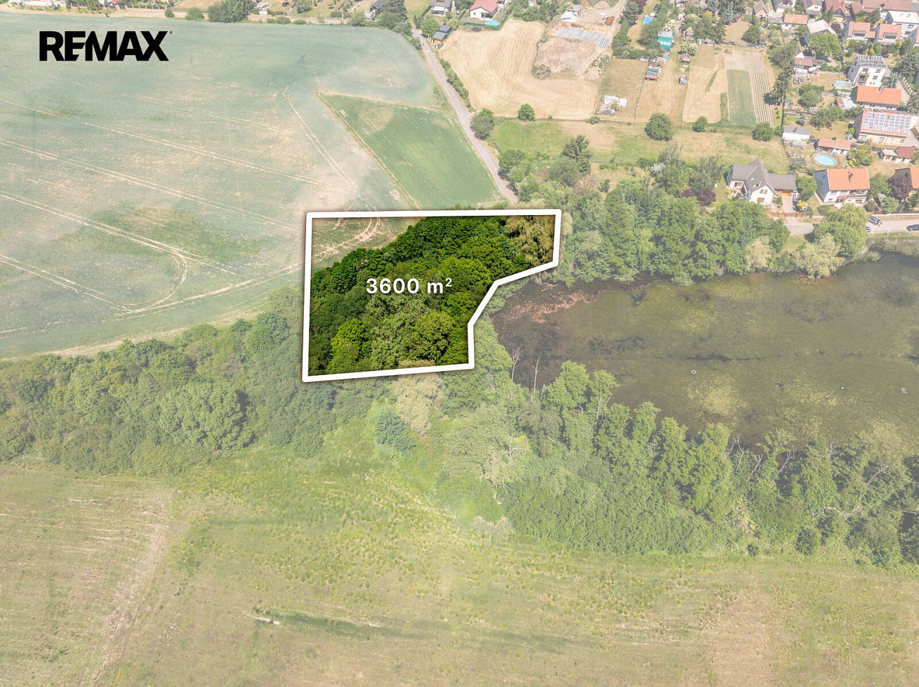 Prodej stavebního pozemku 3 600 m² – fotografie 2