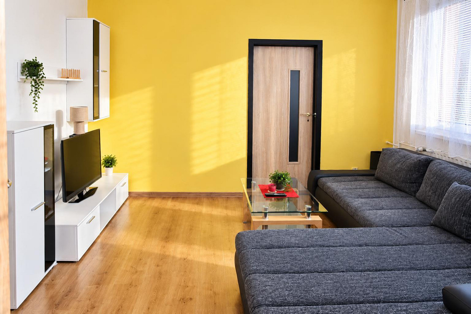 Pronájem bytu 2+1 45 m² – fotografie 5