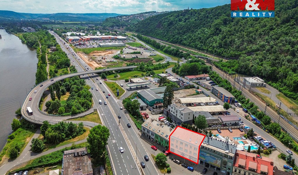 Prodej nájemního domu, činžáku 560 m², Praha – náhled fotky 25
