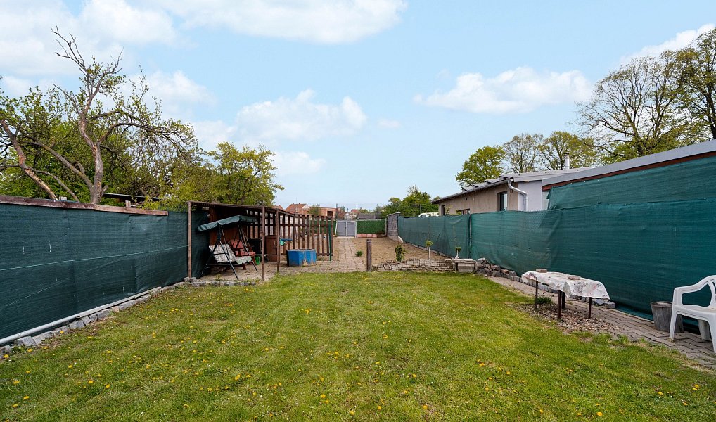 Prodej stavebního pozemku 377 m², Ostrovačice – náhled fotky 3