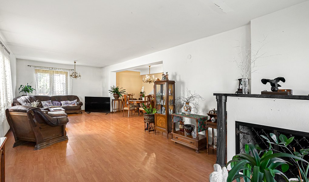 Prodej domu 182 m² s pozemkem 1 355 m², Všetaty – náhled fotky 6