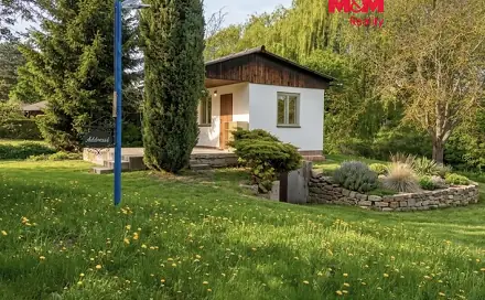 Pronájem chaty/chalupy 22 m² s pozemkem 375 m², Pardubice - Bílé Předměstí
