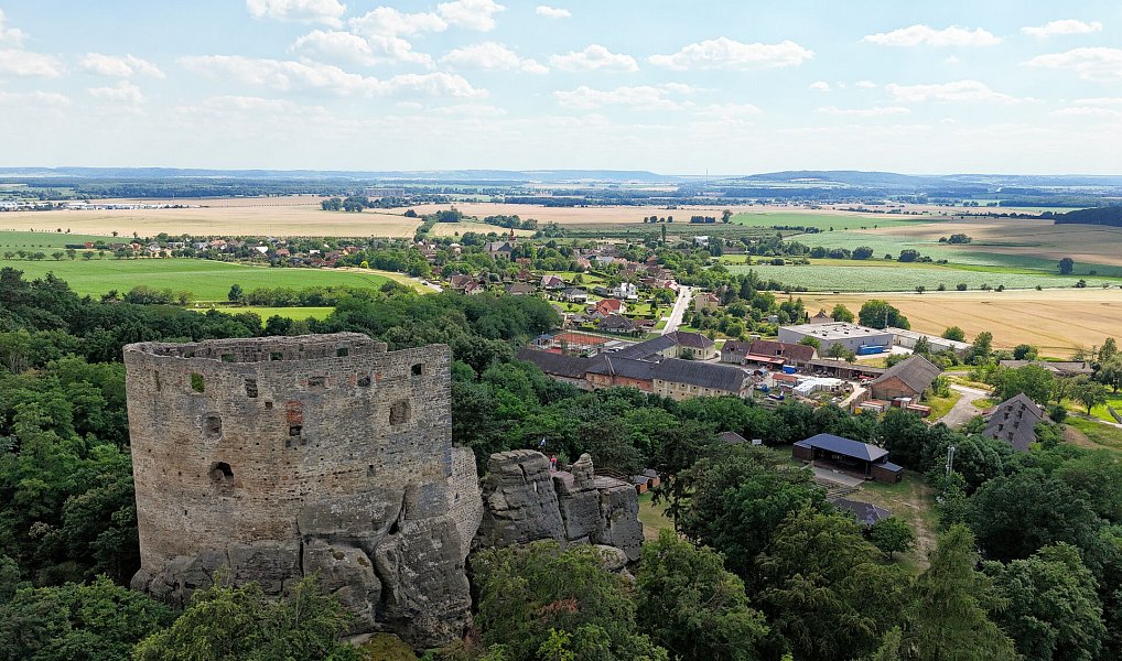 Prodej stavebního pozemku 1 005 m², Boseň – náhled fotky 3