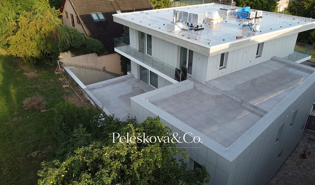 Prodej bytu 5+kk 169 m², Praha – náhled fotky 6