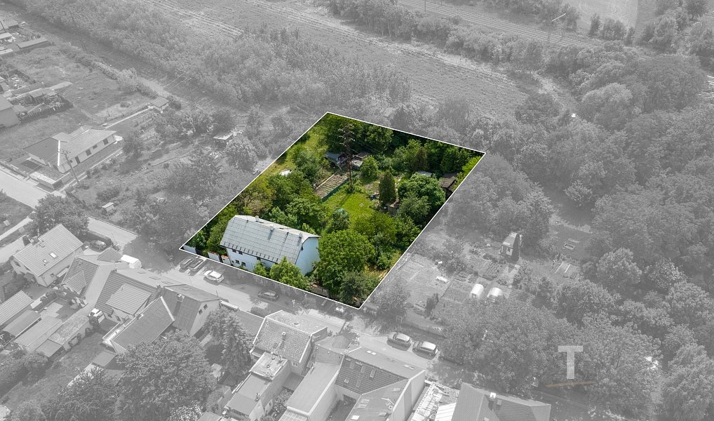 Prodej domu 430 m² s pozemkem 1 800 m², Olomouc – náhled fotky 3