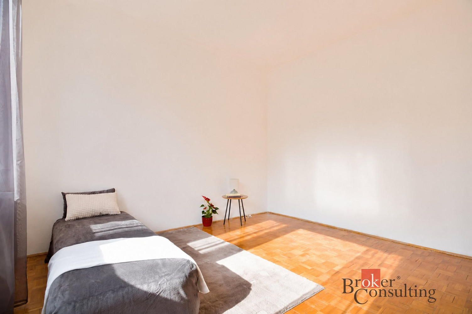 Pronájem bytu 2+1 59 m² – fotografie 3