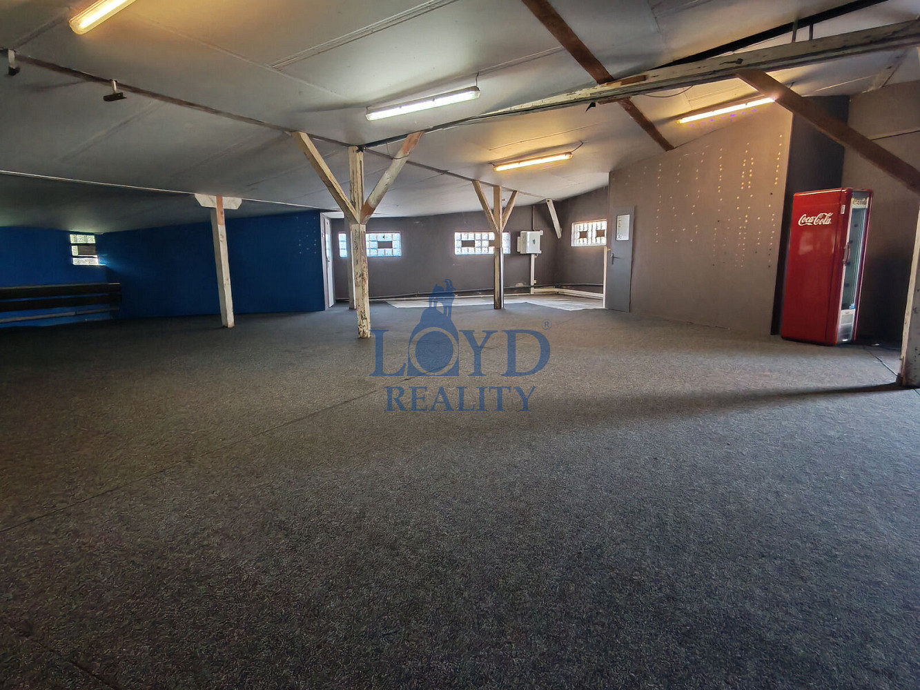 Pronájem skladovacích prostor 662 m² – fotografie 2